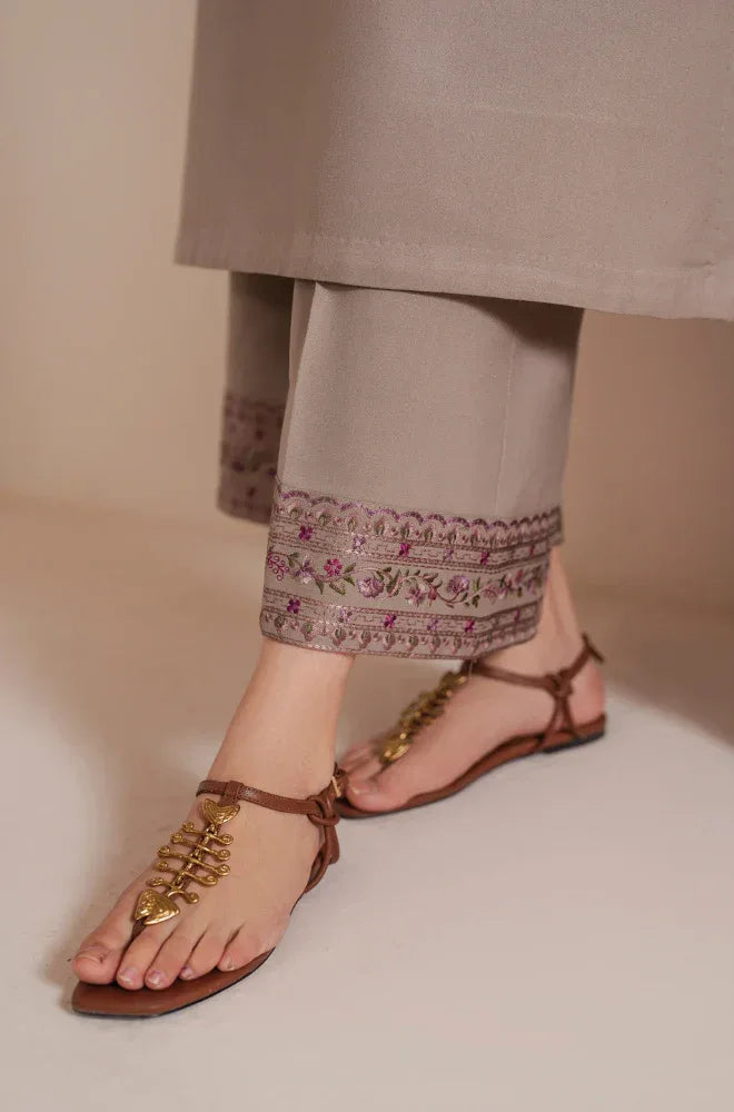 Premium 3 Pcs Dhanak Embroidered Suit | Luxury Winter Collection