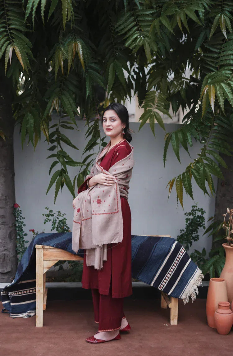 3 Pcs Women's Unstitched Embroidered Suit