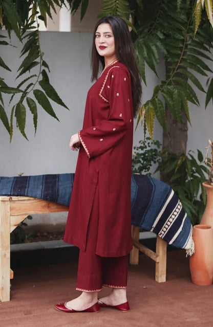 3 Pcs Women's Unstitched Embroidered Suit